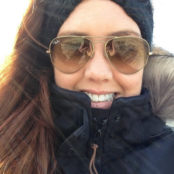 Meet your Posher, Alexandra - Picture 1 of 1